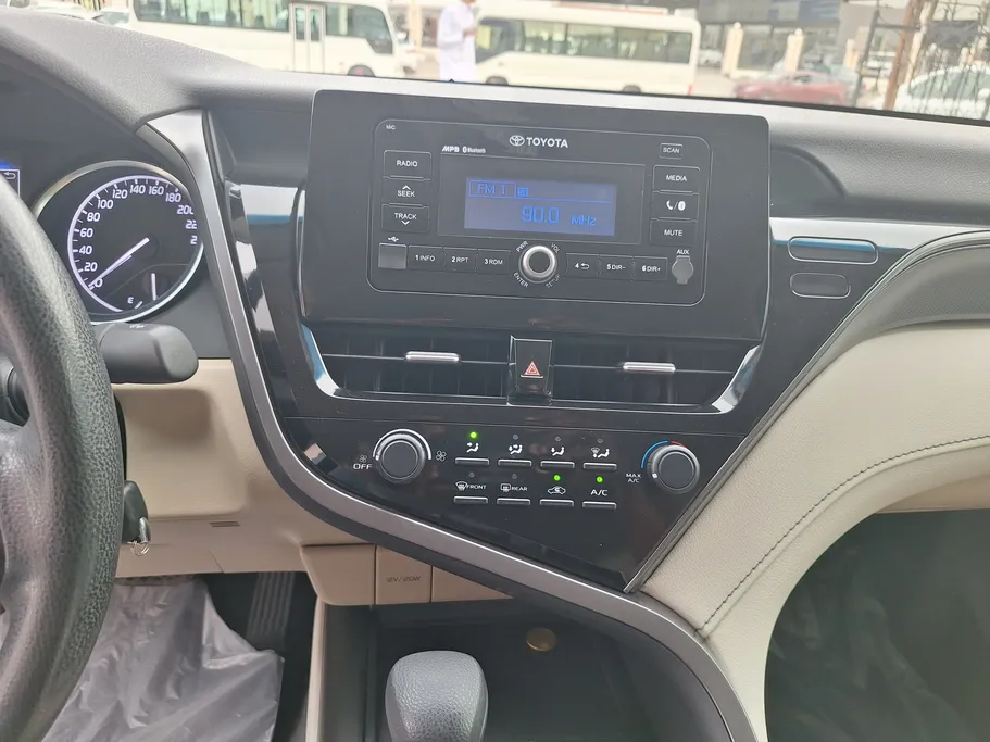 2021 Toyota Camry  LE 