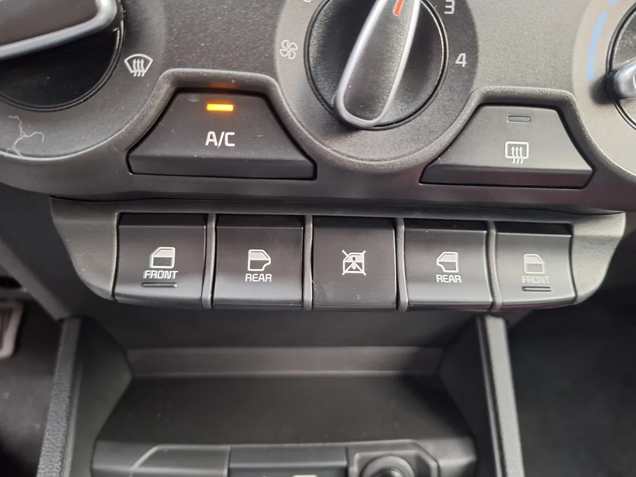 2023 Kia Pegas EX 