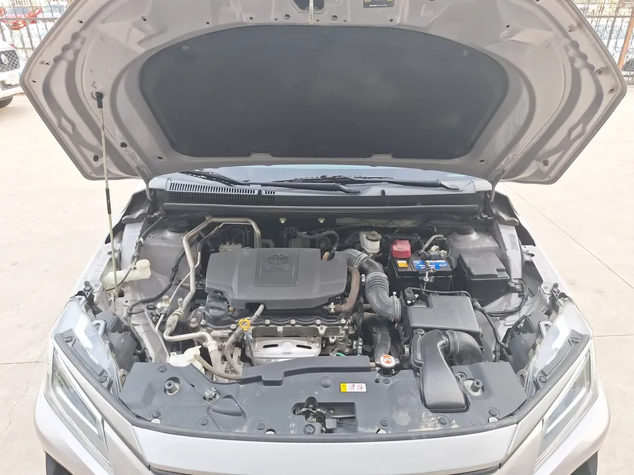 2023 Toyota Yaris  Y 