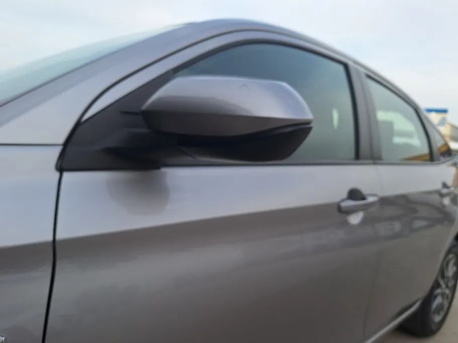 2023 Toyota Yaris  Y 