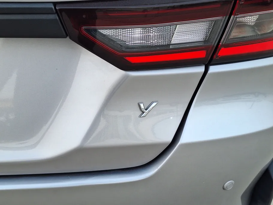 2023 Toyota Yaris  Y 