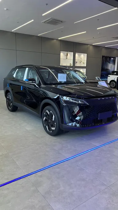 2026 Omoda C7 Luxury 