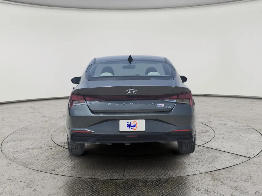 2023 Hyundai Elantra Smart 