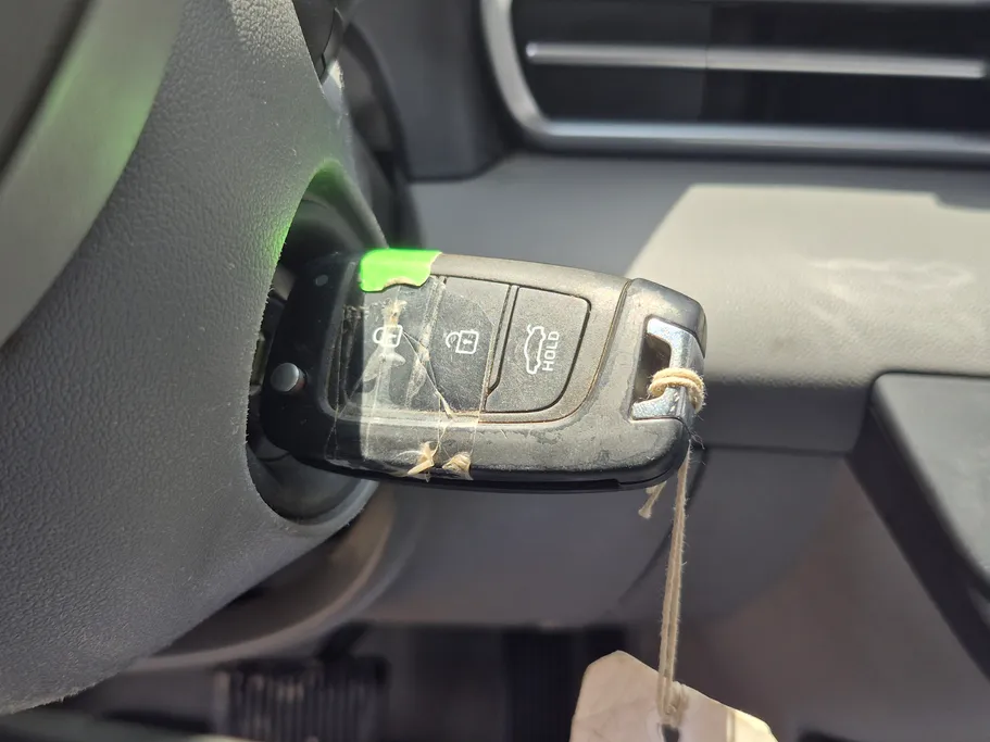 2023 Hyundai Elantra Smart 