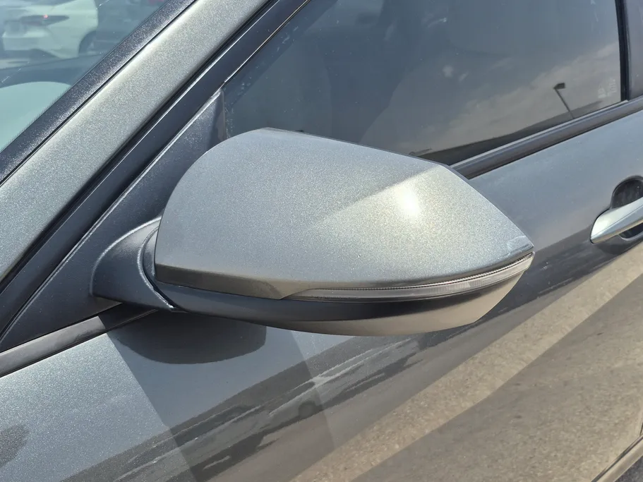 2023 Hyundai Elantra Smart 