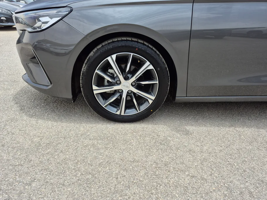 2025 Geely Emgrand GF 