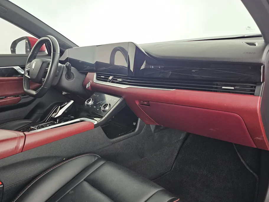 2023 FAW Bestune B70 Comfort 