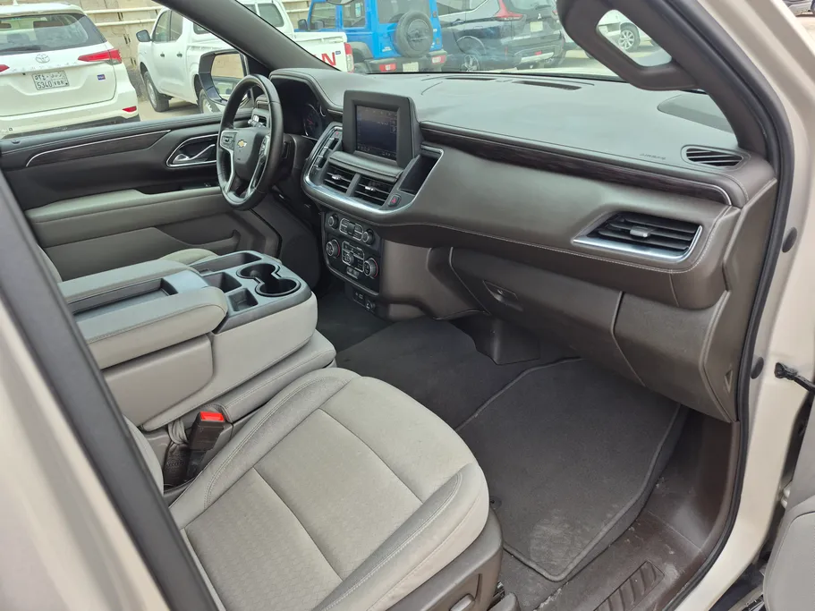 2023 Chevrolet Tahoe LS 