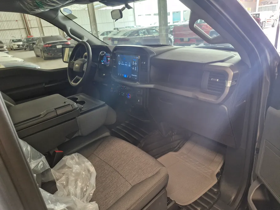 2025 Ford F150 XL 