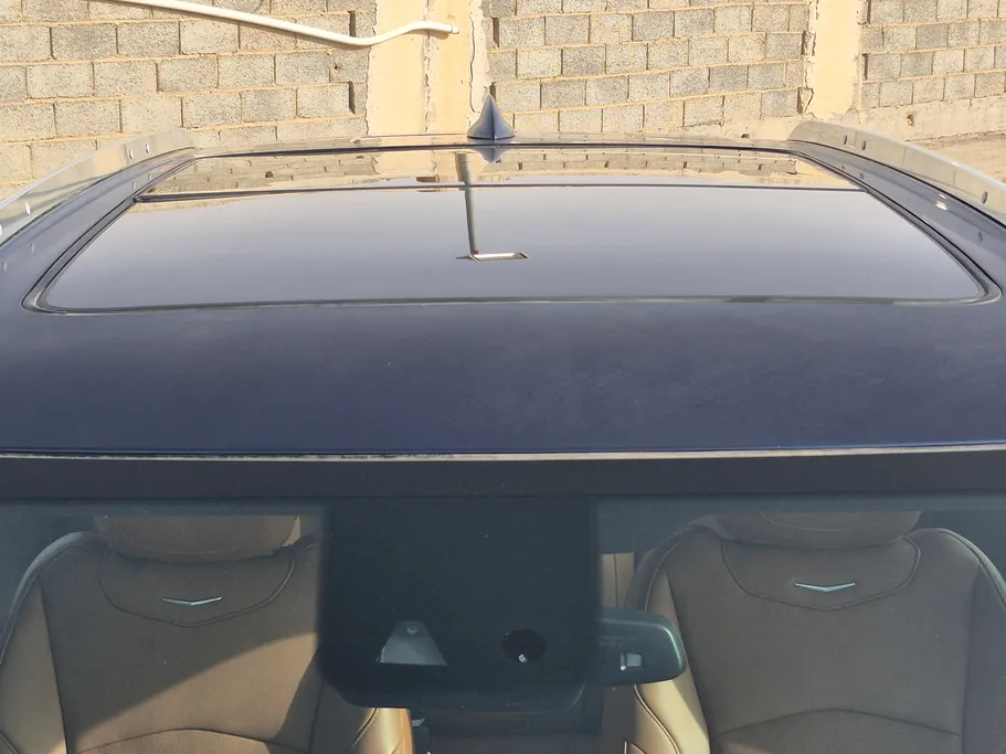 كاديلاك اكس تي 4  2021 
