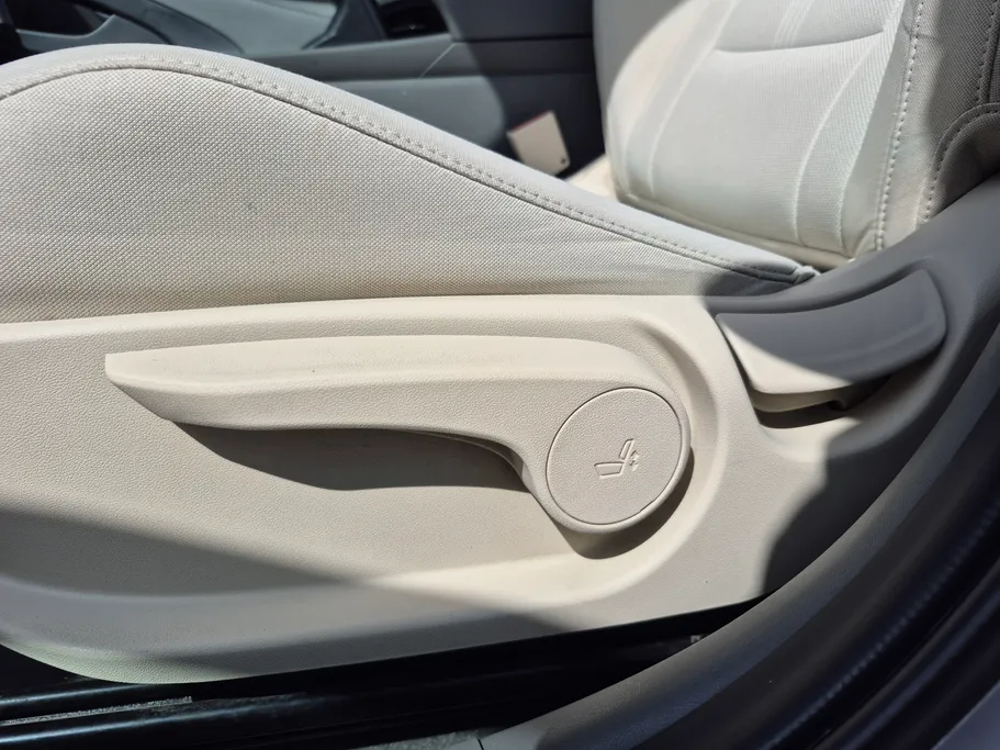 2024 Hyundai Elantra Fleet 