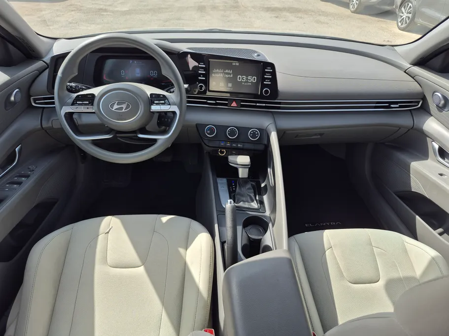 2024 Hyundai Elantra Fleet 