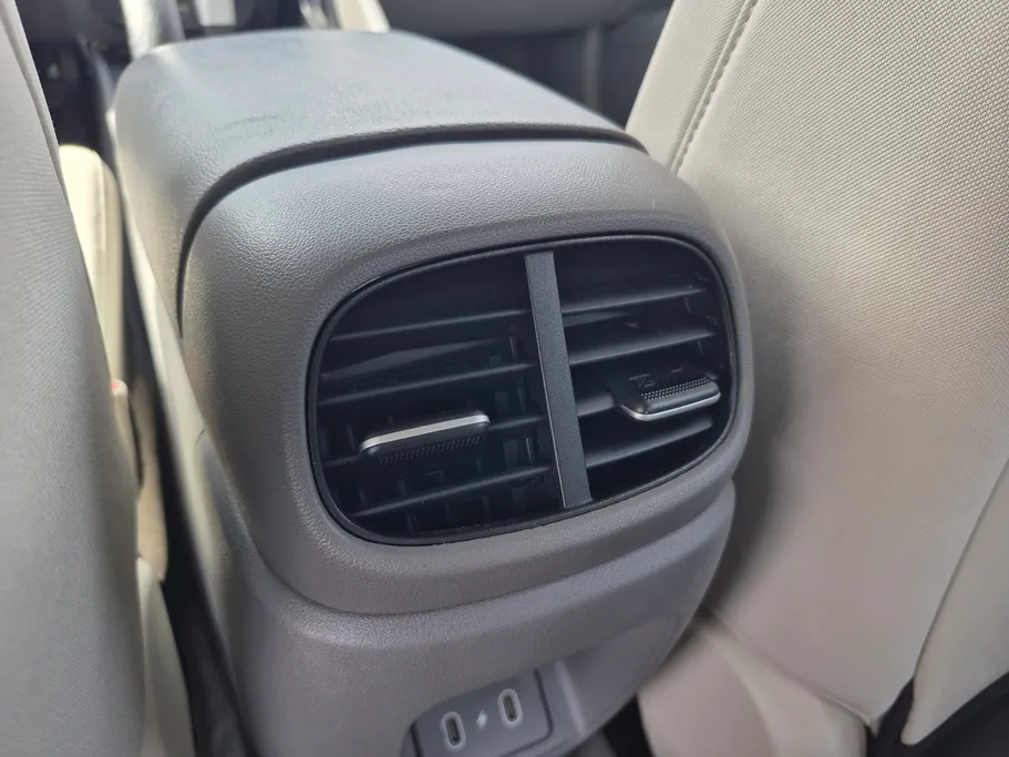 2024 Hyundai Elantra Fleet 