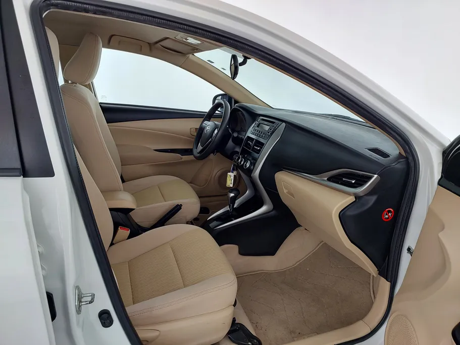 2020 Toyota Yaris  Y 