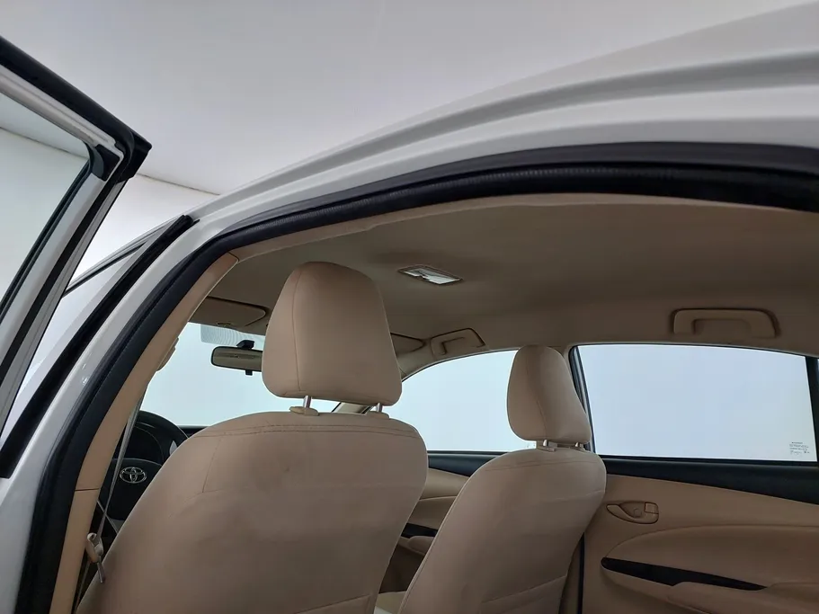 2020 Toyota Yaris  Y 