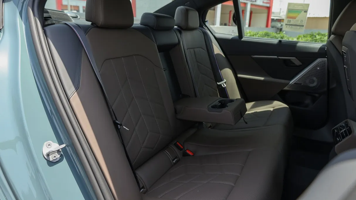 2026 BMW 5 Series 520i M  