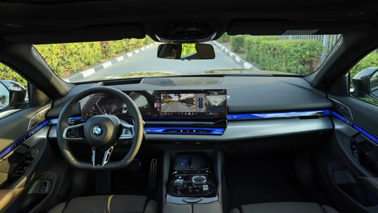 2026 BMW 5 Series 520i M  