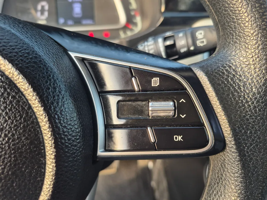 2023 Kia SONET LX 