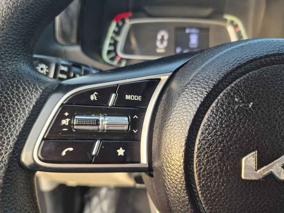 2023 Kia SONET LX 