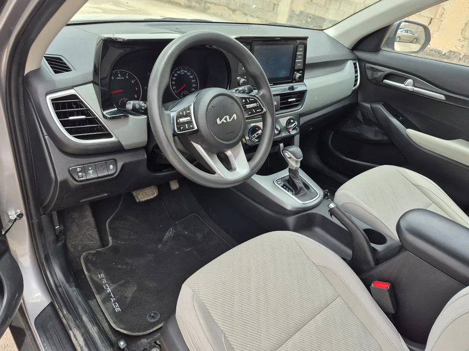 2023 Kia Seltos LX 