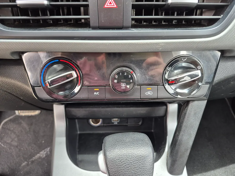 2023 Kia Seltos LX 