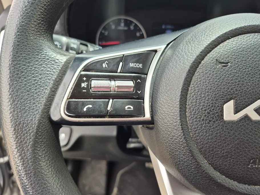 2023 Kia Seltos LX 