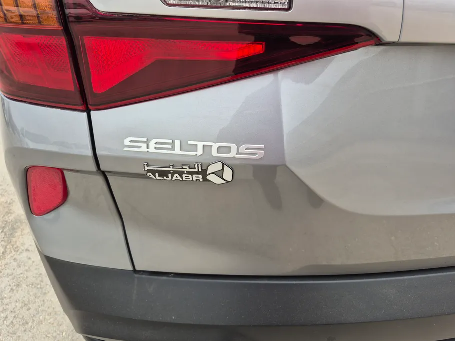 2023 Kia Seltos LX 
