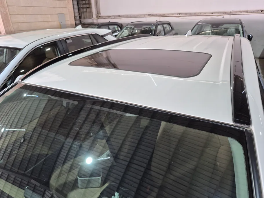 2025 Toyota RAV4 XLE HEV 