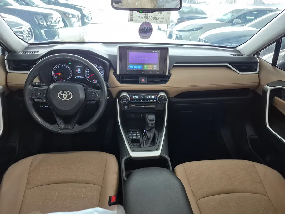 2024 Toyota RAV4 XLE 