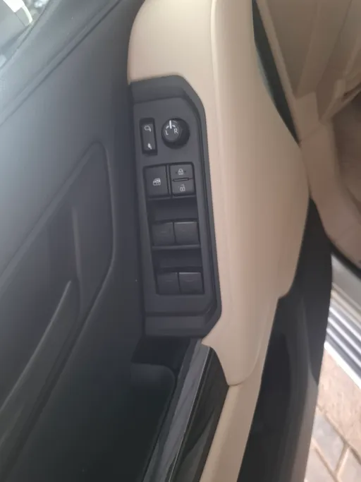 تويوتا لاندكروزر GXR3 2025 