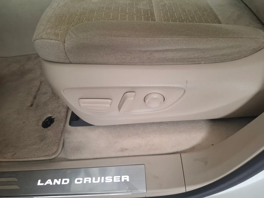 تويوتا لاندكروزر GXR3 2025 