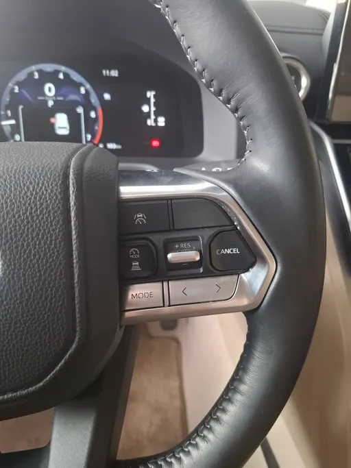 تويوتا لاندكروزر GXR3 2025 