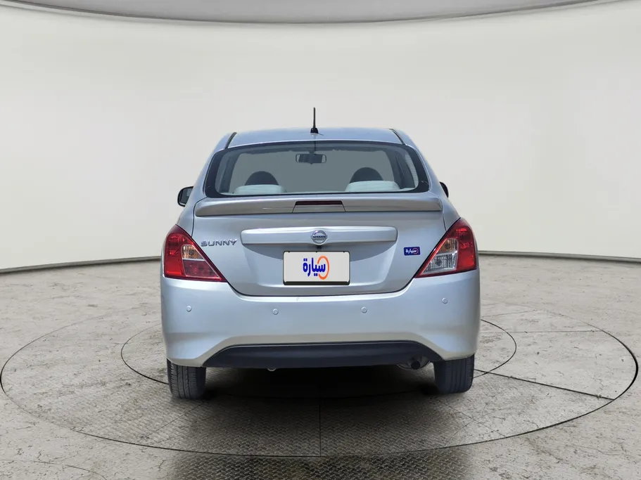 2020 Nissan Sunny SV 