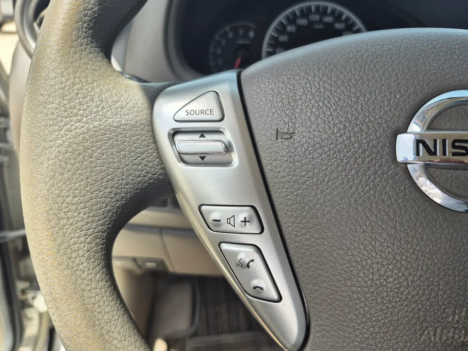 2020 Nissan Sunny SV 