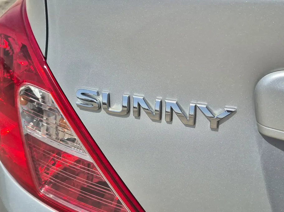 2020 Nissan Sunny SV 