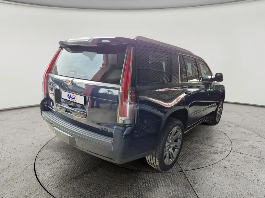 2019 Cadillac Escalade Luxury 