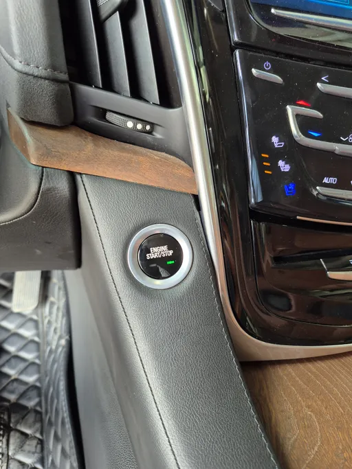 2019 Cadillac Escalade Luxury 