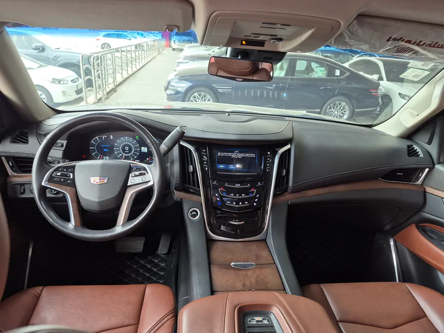 2019 Cadillac Escalade Luxury 