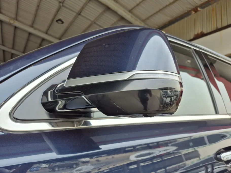 2019 Cadillac Escalade Luxury 