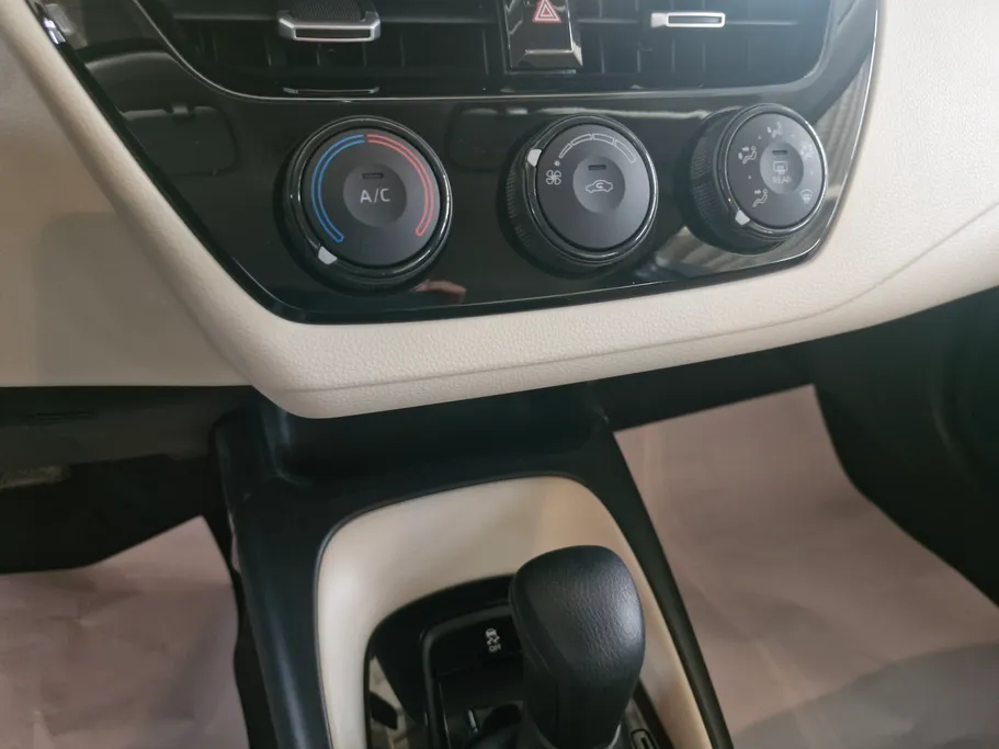 2025 Toyota Corolla XLI 