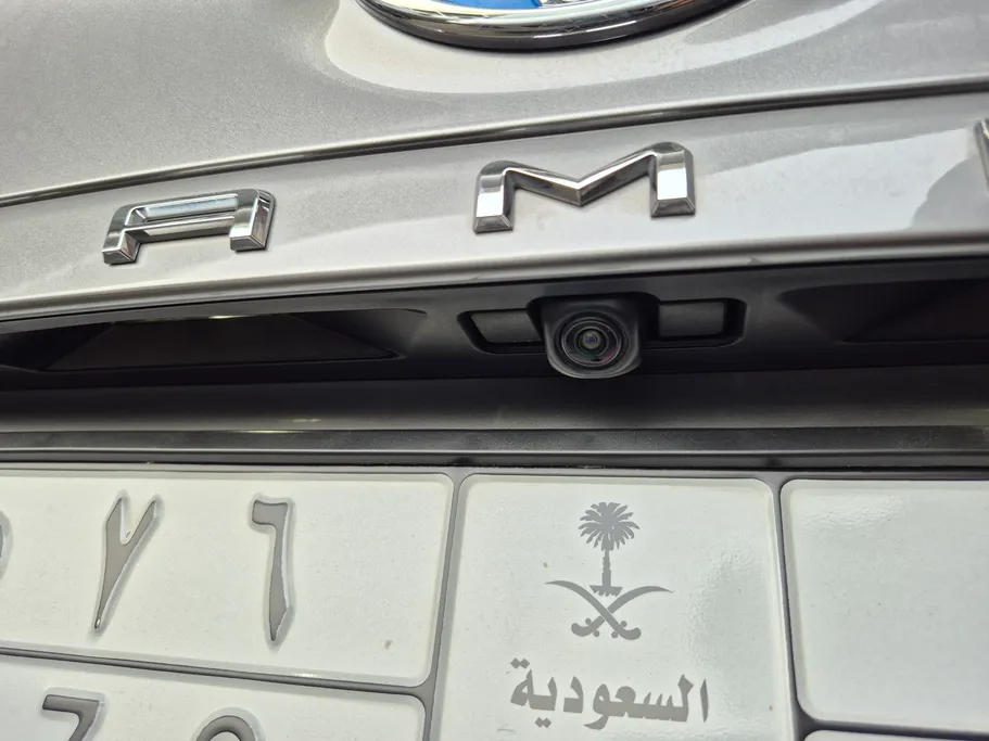 تويوتا كامري GLE HEV  2024 
