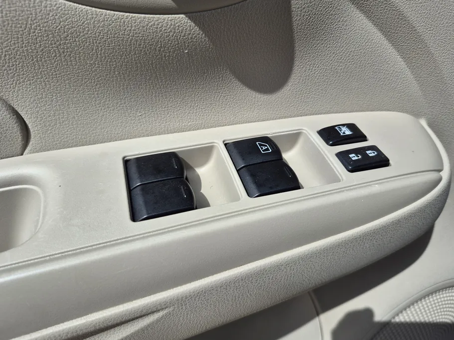 2023 Nissan Sunny SV Comfort 