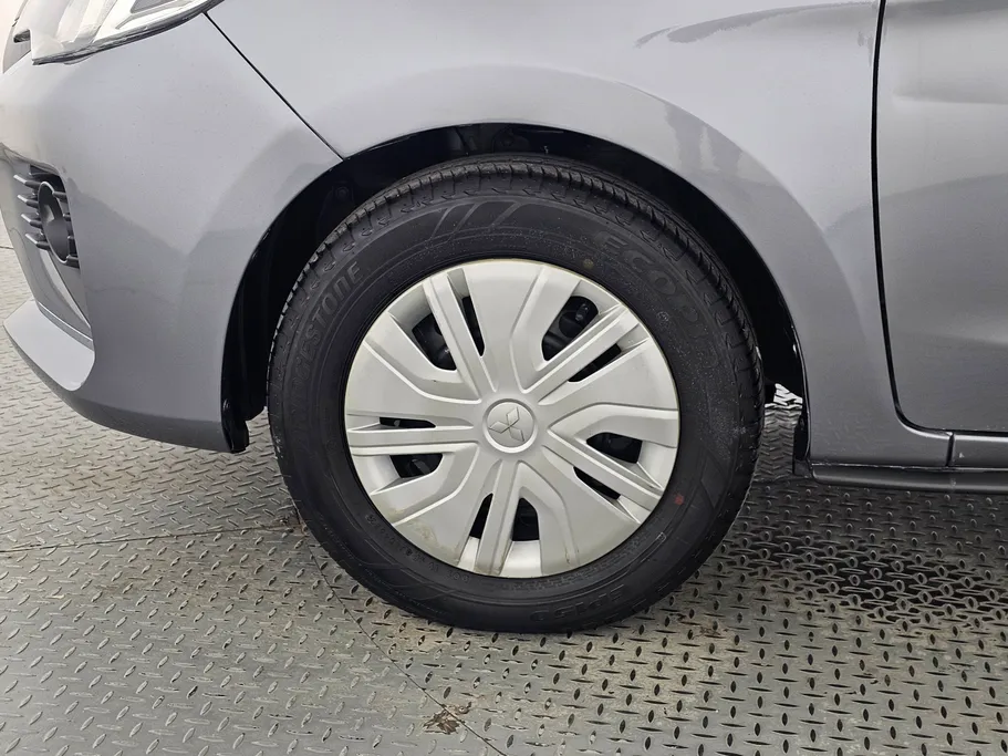 2023 Mitsubishi Attrage GLX LL 