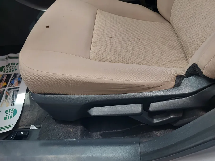 2023 Toyota Yaris  Y 