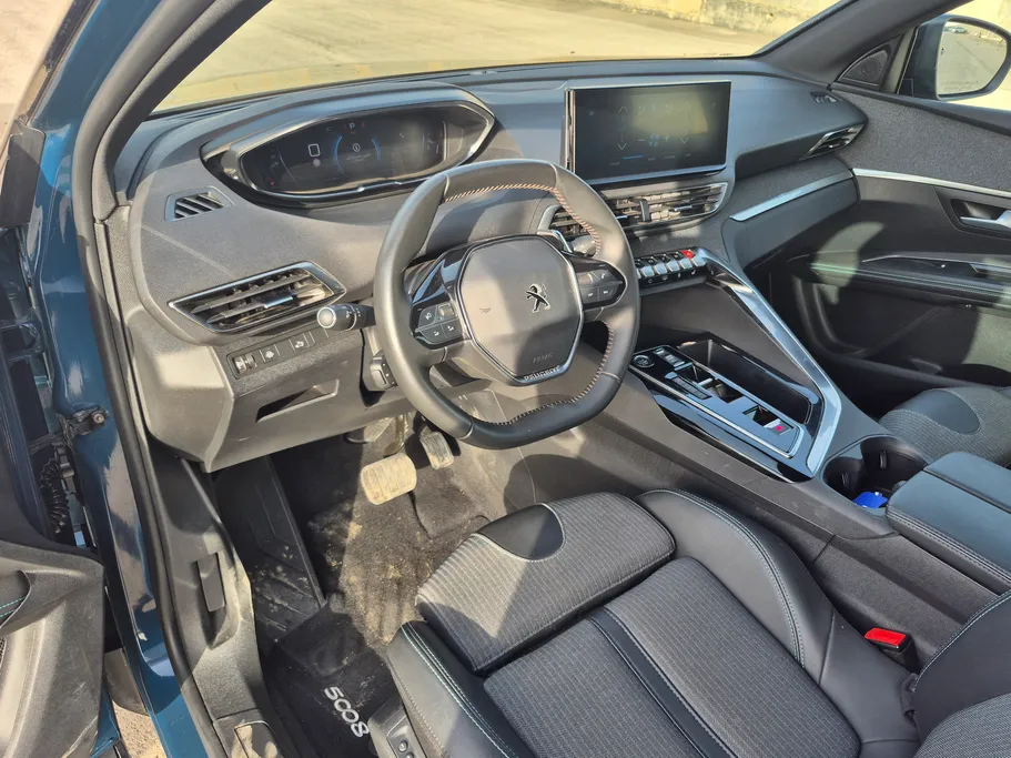 بيجو 5008 GT 2025 