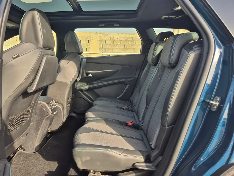 بيجو 5008 GT 2025 