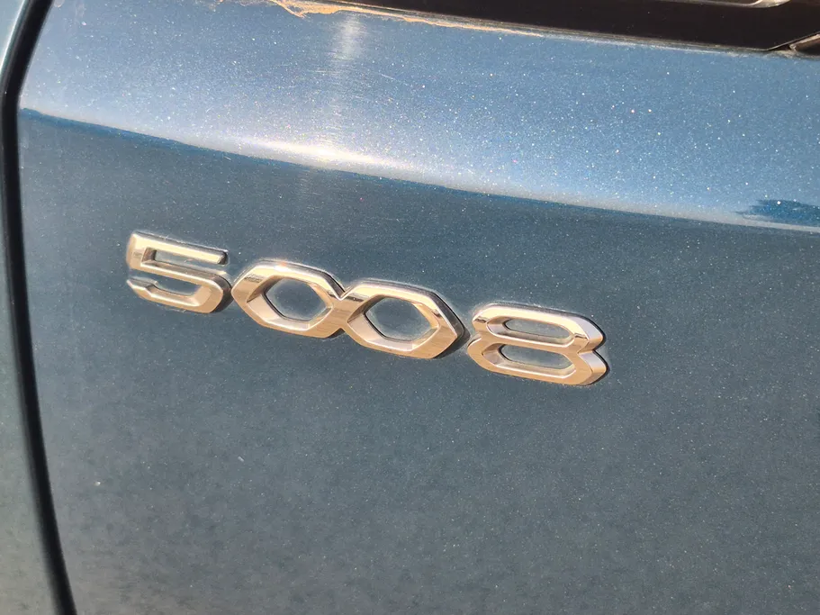 بيجو 5008 GT 2025 