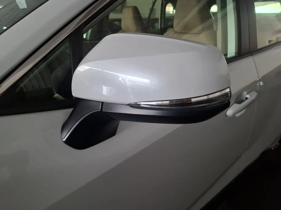 2025 Toyota RAV4 XLE HEV 
