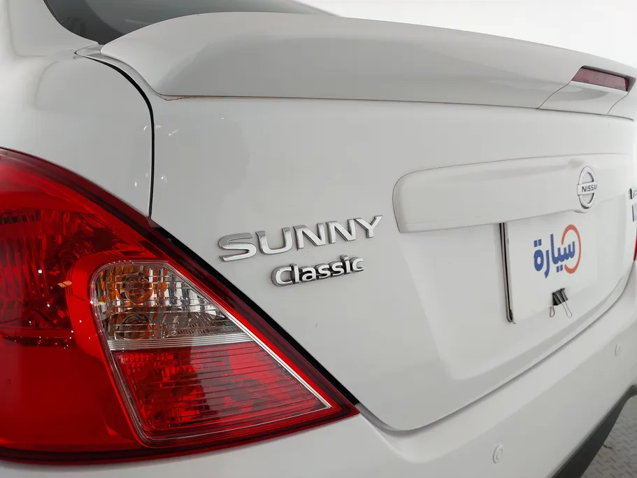 2022 Nissan Sunny Classic 
