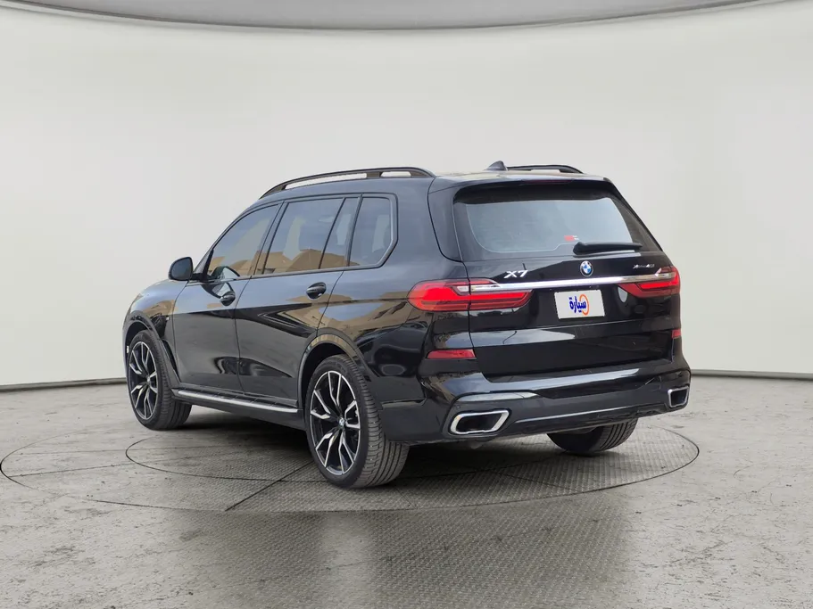 2021 BMW X Series 7 xDrive 40i	 